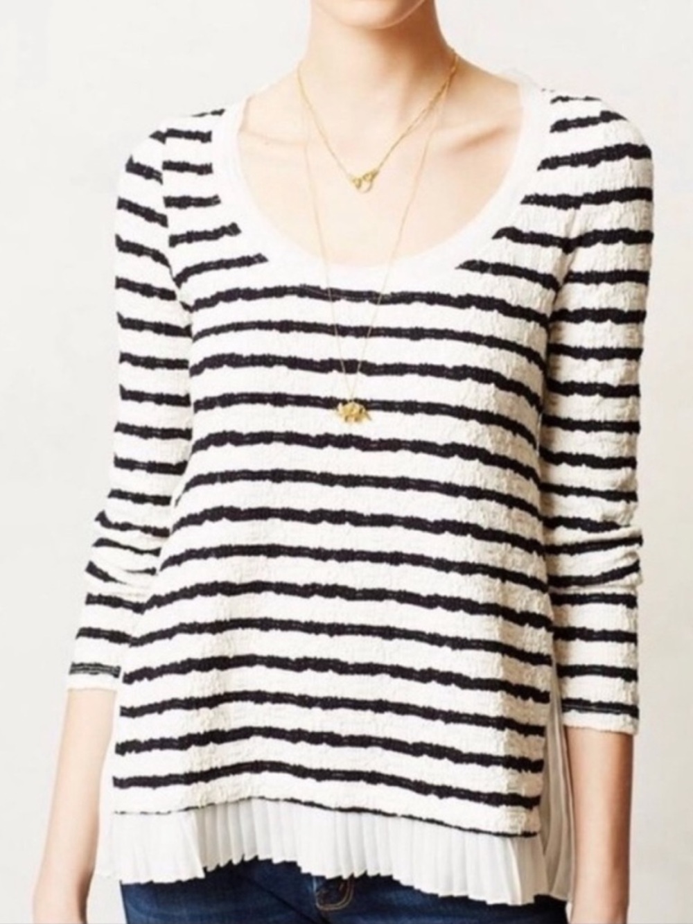 ANTHROPOLOGIE Postmark Walkwrite
Tee Pleated Striped Blouse Size Small